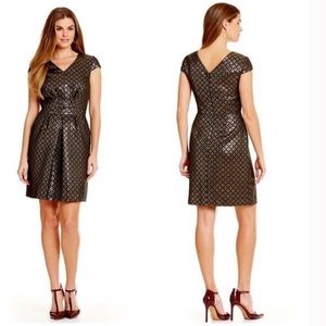 Cremieux Dress Women’s size 4 Jonna Gold Brocade
Black and Gold Party/holiday